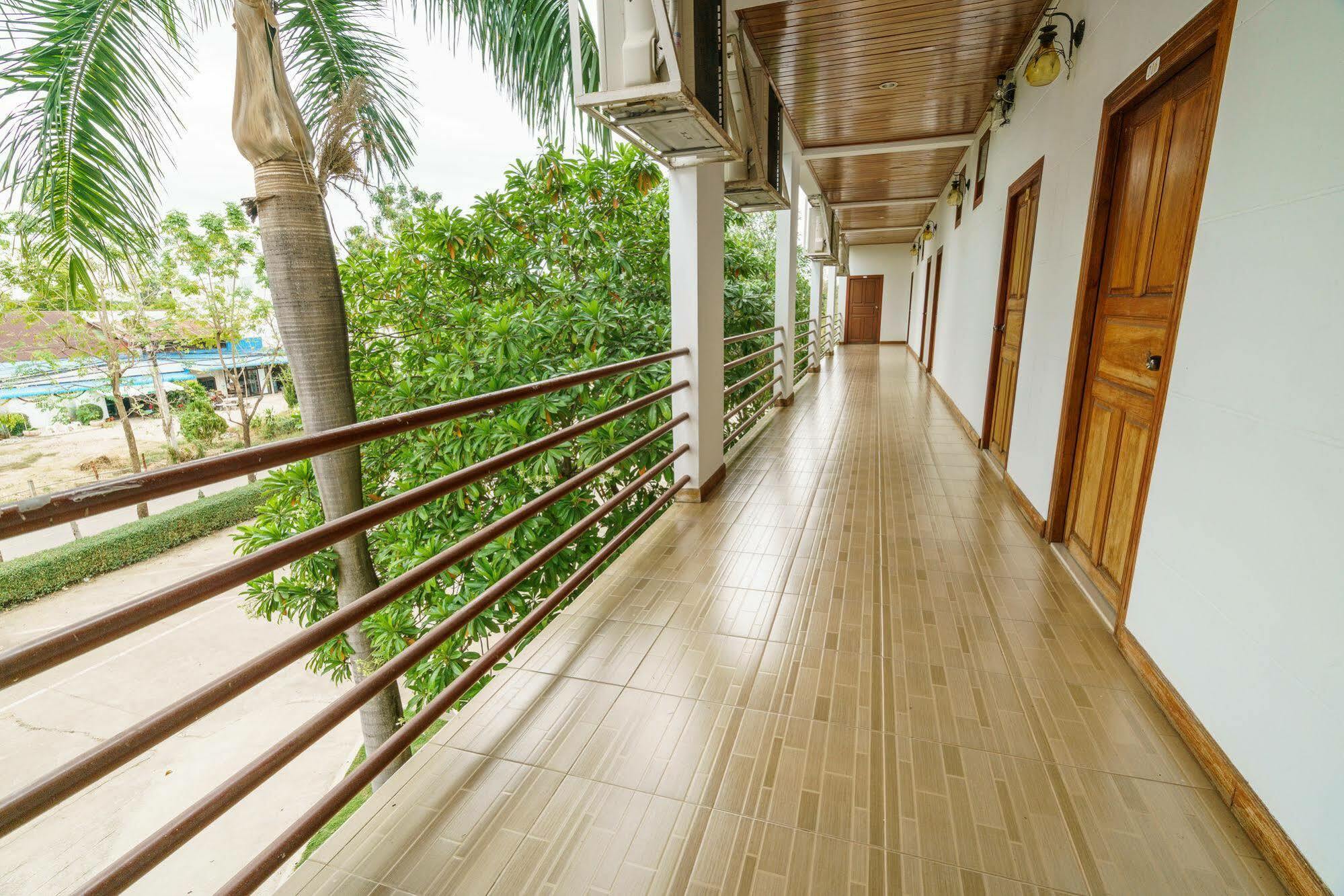 Vieng Khong Hotel Mukdahan Dış mekan fotoğraf