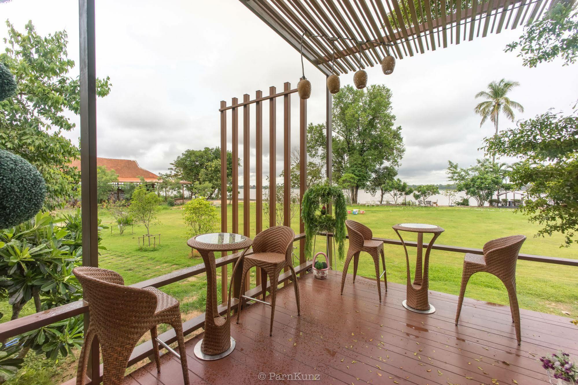 Vieng Khong Hotel Mukdahan Dış mekan fotoğraf